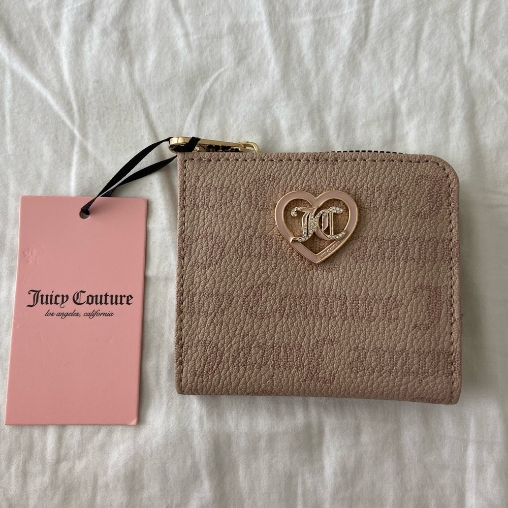 Juicy Couture blush pink and gold wallet with heart charm